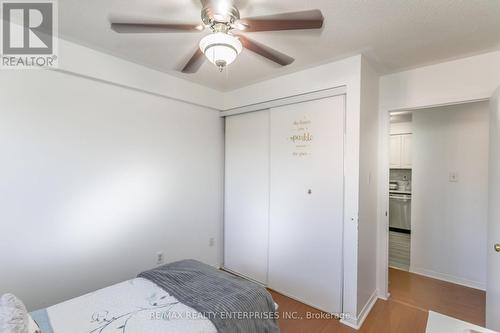 305B - 211 Forum Drive, Mississauga, ON - Indoor Photo Showing Bedroom