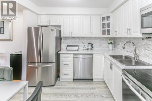 305B - 211 Forum Drive, Mississauga, ON - Indoor Photo Showing Kitchen With Stainless Steel Kitchen With Double Sink With Upgraded Kitchen