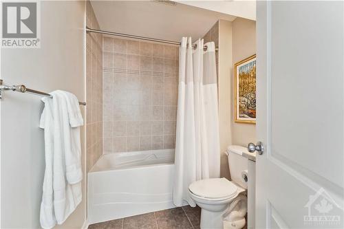 192 Akerson Road, Ottawa, ON - Indoor Photo Showing Bathroom