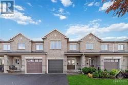 642 PEPPERVILLE CRESCENT  Ottawa, ON K2M 0E8