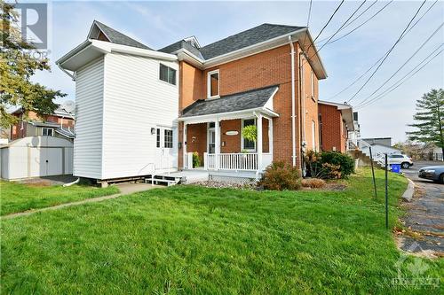 So charming! - 14 Charles Street, Arnprior, ON - Outdoor With Deck Patio Veranda