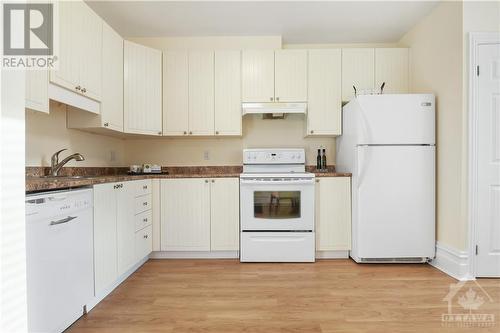 Spacious kitchen - 14 Charles Street, Arnprior, ON - Indoor Photo Showing Kitchen