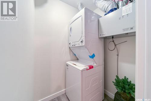 3366 Green Moss Lane, Regina, SK - Indoor Photo Showing Laundry Room