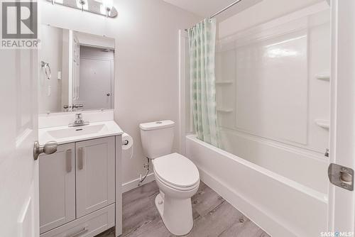 3366 Green Moss Lane, Regina, SK - Indoor Photo Showing Bathroom