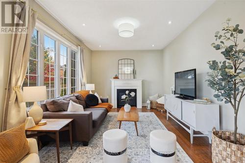 591 Fleetwood Drive, Oshawa (Eastdale), ON - Indoor Photo Showing Living Room With Fireplace