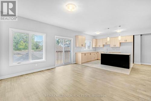 355 Gordon Avenue, Fort Erie, ON - Indoor Photo Showing Kitchen