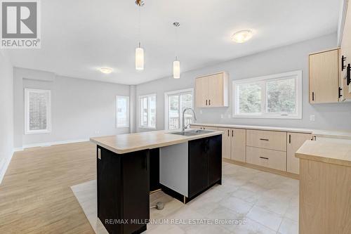 355 Gordon Avenue, Fort Erie, ON - Indoor Photo Showing Kitchen