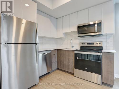 122 - 708 Woolwich Street, Guelph, ON - Indoor Photo Showing Kitchen