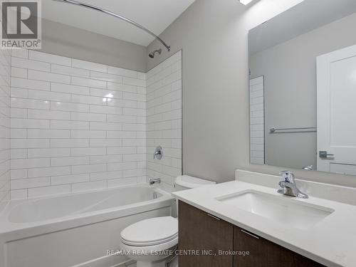 122 - 708 Woolwich Street, Guelph, ON - Indoor Photo Showing Bathroom