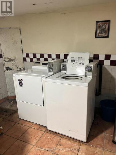 14-18 Brubacher Street, Kitchener, ON - Indoor Photo Showing Laundry Room