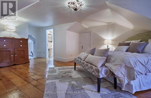 536 Centre Street N, Whitby (Downtown Whitby), ON - Indoor Photo Showing Bedroom