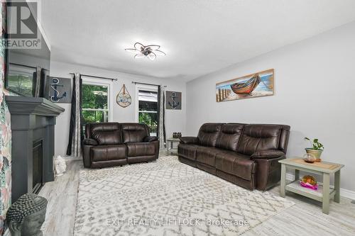 2135 2Nd Line E, Trent Hills, ON - Indoor Photo Showing Living Room