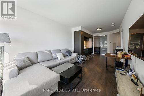 312 - 1 Edgewater Drive, Toronto, ON - Indoor Photo Showing Living Room