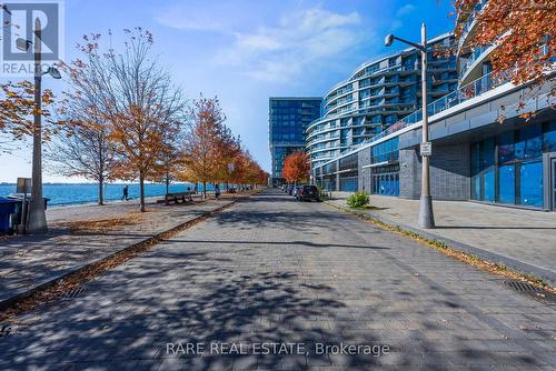 312 - 1 Edgewater Drive, Toronto, ON - Outdoor