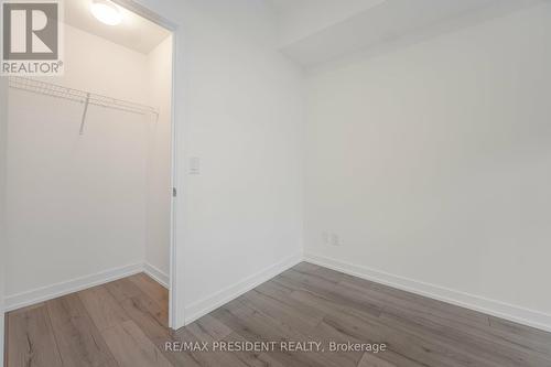 41 - 861 Sheppard Avenue W, Toronto, ON - Indoor Photo Showing Other Room