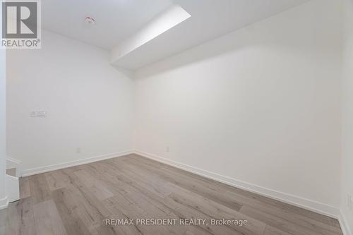 41 - 861 Sheppard Avenue W, Toronto, ON - Indoor Photo Showing Other Room