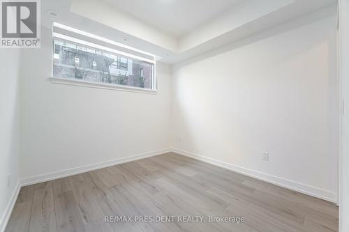 41 - 861 Sheppard Avenue W, Toronto, ON - Indoor Photo Showing Other Room