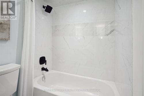 Ph2 - 75 Graydon Hall Drive, Toronto, ON - Indoor Photo Showing Bathroom