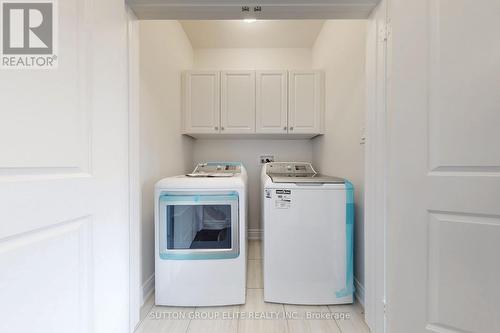 395 Tennant Circle, Vaughan, ON - Indoor Photo Showing Laundry Room