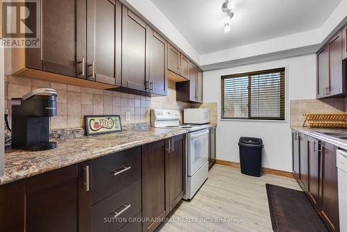 815 Lagoon Drive, Georgina, ON - Indoor Photo Showing Kitchen