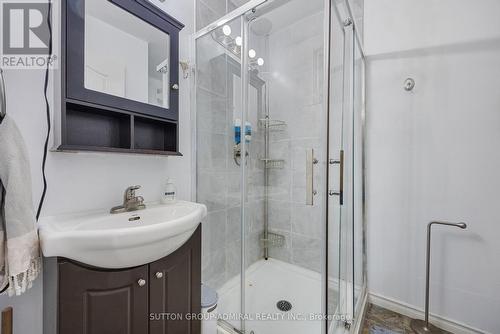 815 Lagoon Drive, Georgina, ON - Indoor Photo Showing Bathroom