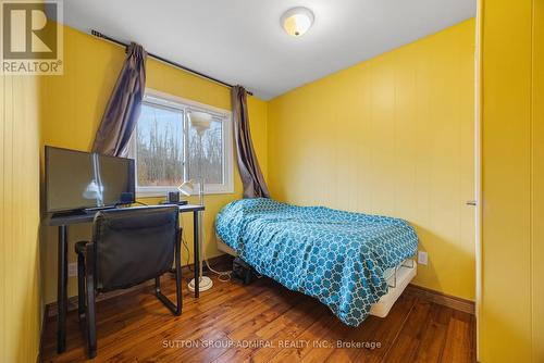 815 Lagoon Drive, Georgina, ON - Indoor Photo Showing Bedroom