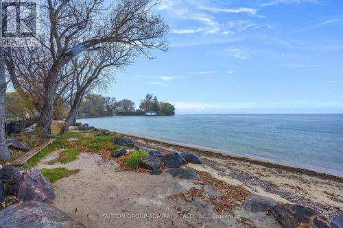 815 Lagoon Drive, Georgina, ON - Outdoor With Body Of Water With View