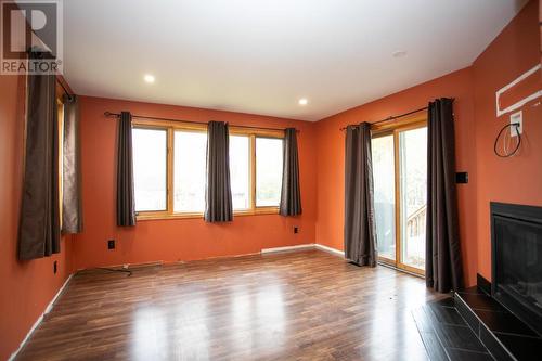 341 Morin St, Sault Ste. Marie, ON - Indoor Photo Showing Other Room With Fireplace