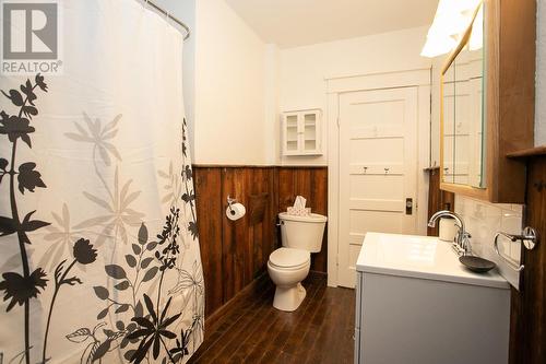 341 Morin St, Sault Ste. Marie, ON - Indoor Photo Showing Bathroom