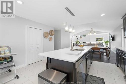 615 Donlon, Lasalle, ON - Indoor Photo Showing Kitchen