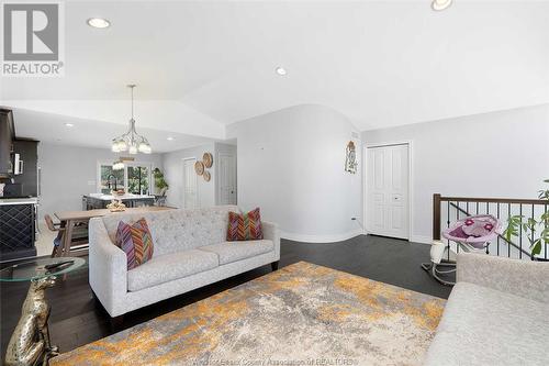 615 Donlon, Lasalle, ON - Indoor Photo Showing Living Room