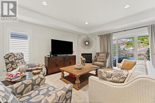 13 Holly Street, Kingsville, ON - Indoor Photo Showing Living Room With Fireplace