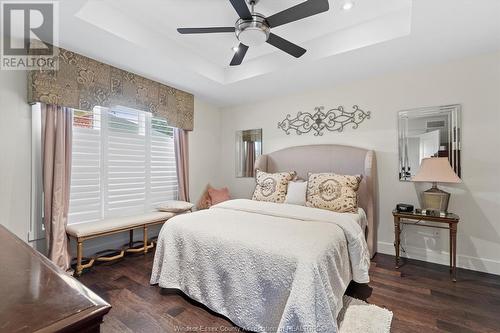 13 Holly Street, Kingsville, ON - Indoor Photo Showing Bedroom