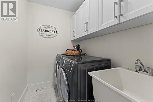 13 Holly Street, Kingsville, ON - Indoor Photo Showing Laundry Room