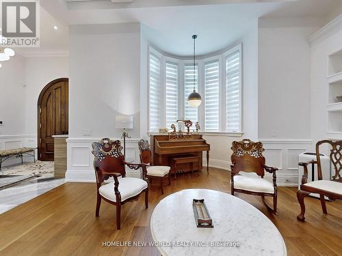 41 Glentworth Road, Toronto, ON - Indoor Photo Showing Living Room