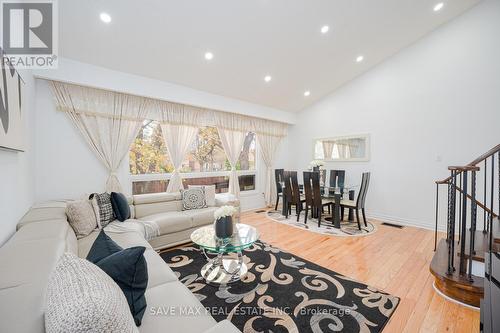 55 Crosswood Lane, Brampton, ON - Indoor Photo Showing Living Room