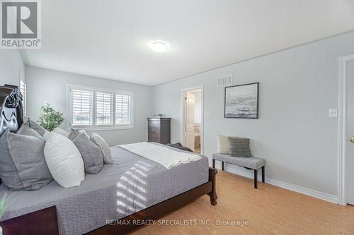 132 Tomabrook Crescent, Brampton, ON - Indoor Photo Showing Bedroom