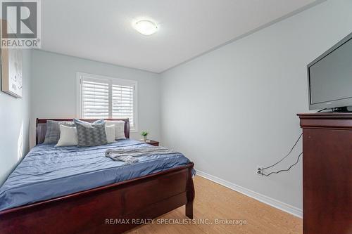 132 Tomabrook Crescent, Brampton, ON - Indoor Photo Showing Bedroom