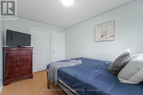 132 Tomabrook Crescent, Brampton, ON - Indoor Photo Showing Bedroom