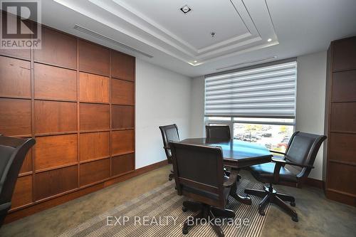 724 - 2480 Prince Michael Drive, Oakville, ON - Indoor Photo Showing Office