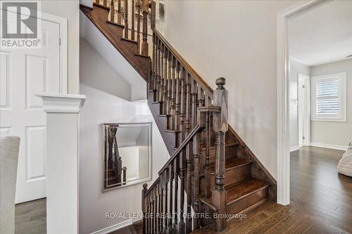 3946 Leonardo Street, Burlington, ON - Indoor Photo Showing Other Room