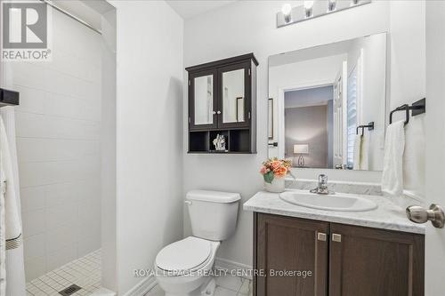 3946 Leonardo Street, Burlington, ON - Indoor Photo Showing Bathroom