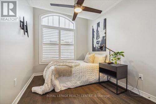 3946 Leonardo Street, Burlington, ON - Indoor Photo Showing Bedroom