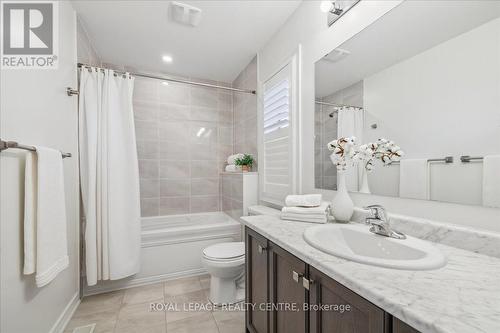 3946 Leonardo Street, Burlington, ON - Indoor Photo Showing Bathroom