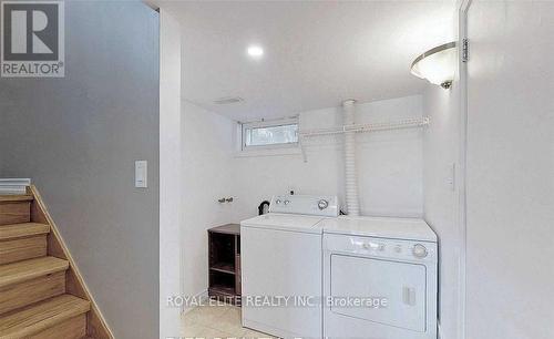 41 Connor Drive, Whitchurch-Stouffville, ON - Indoor Photo Showing Laundry Room