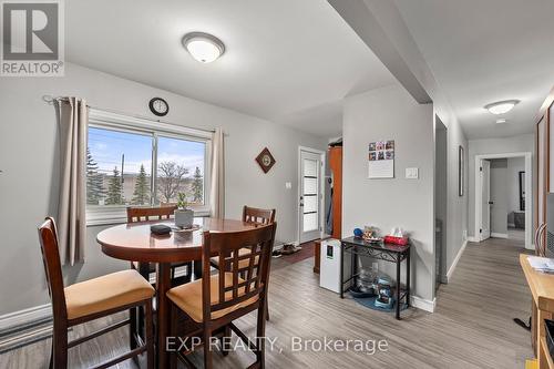 143 Westmount Drive N, Orillia, ON - Indoor Photo Showing Dining Room