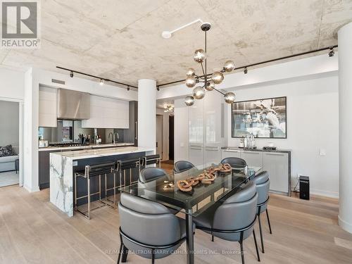 810 - 650 King Street W, Toronto, ON - Indoor Photo Showing Dining Room