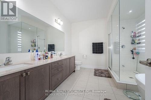 43 Petch Avenue, Caledon, ON - Indoor Photo Showing Bathroom