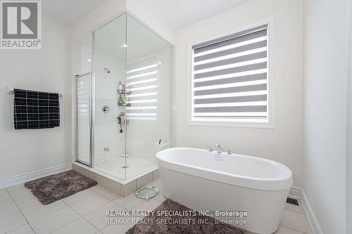 43 Petch Avenue, Caledon, ON - Indoor Photo Showing Bathroom