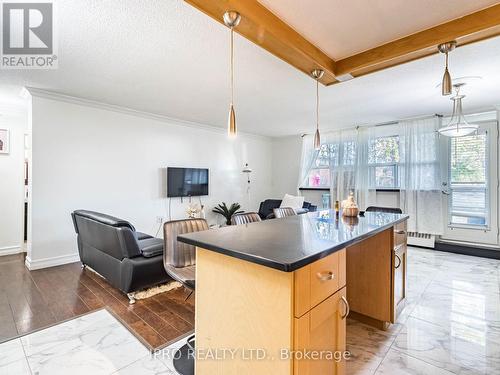 108 - 541 Blackthorn Avenue, Toronto, ON - Indoor Photo Showing Kitchen